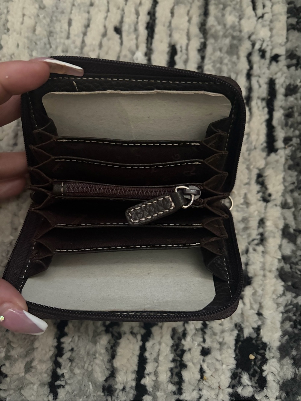 Levenger Dark Brown Pebbled Leather Zip Wallet - Picture 3 of 3